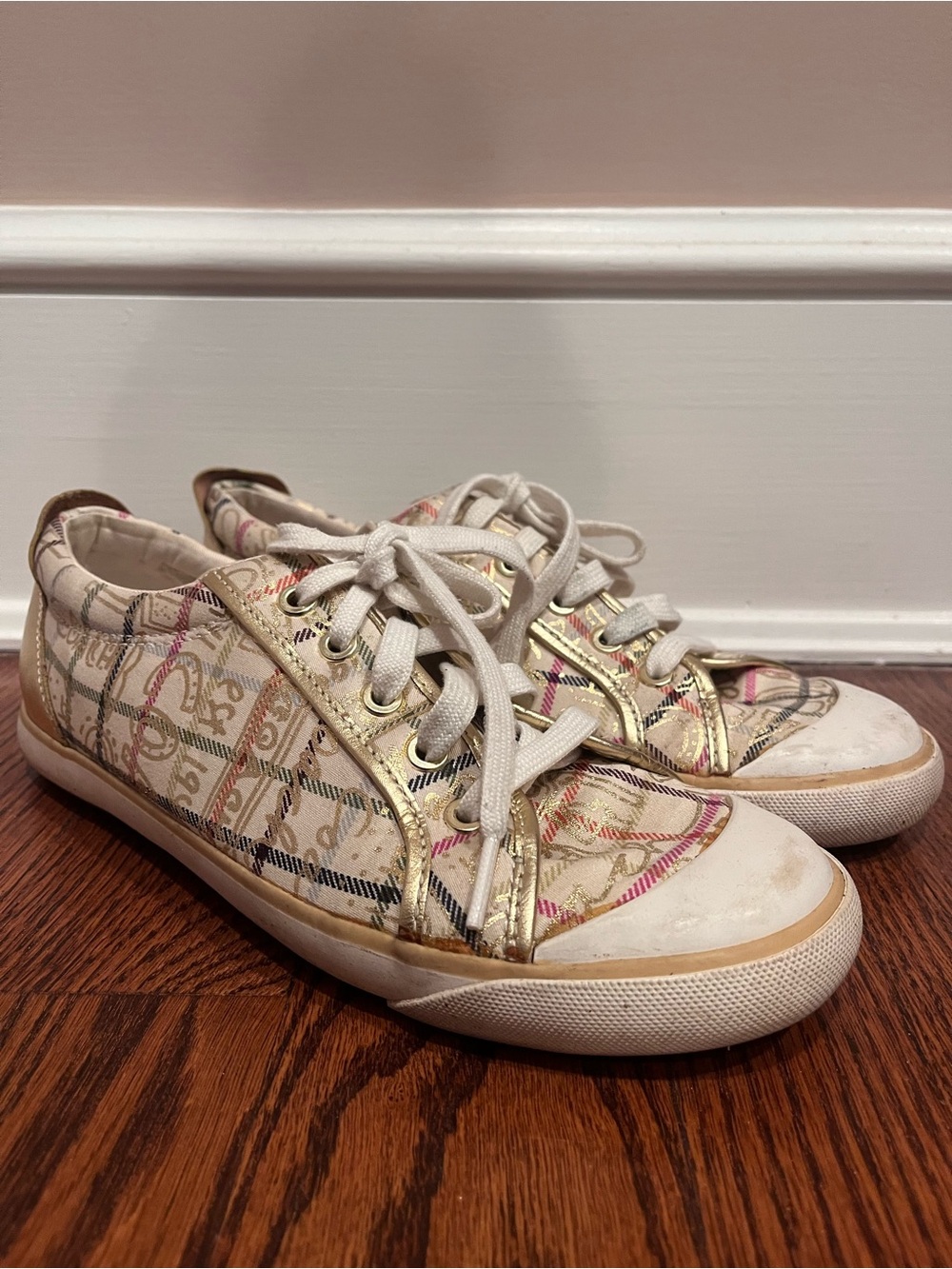 Coach Lowline Signature Canvas Sneakers size 9 B